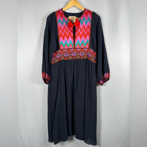 Figue Violeta Embroidered Cotton Midi Dress Splitneck Boho Indie Hippie Medium